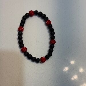 Elegant Black and Red Beaded Bracelet